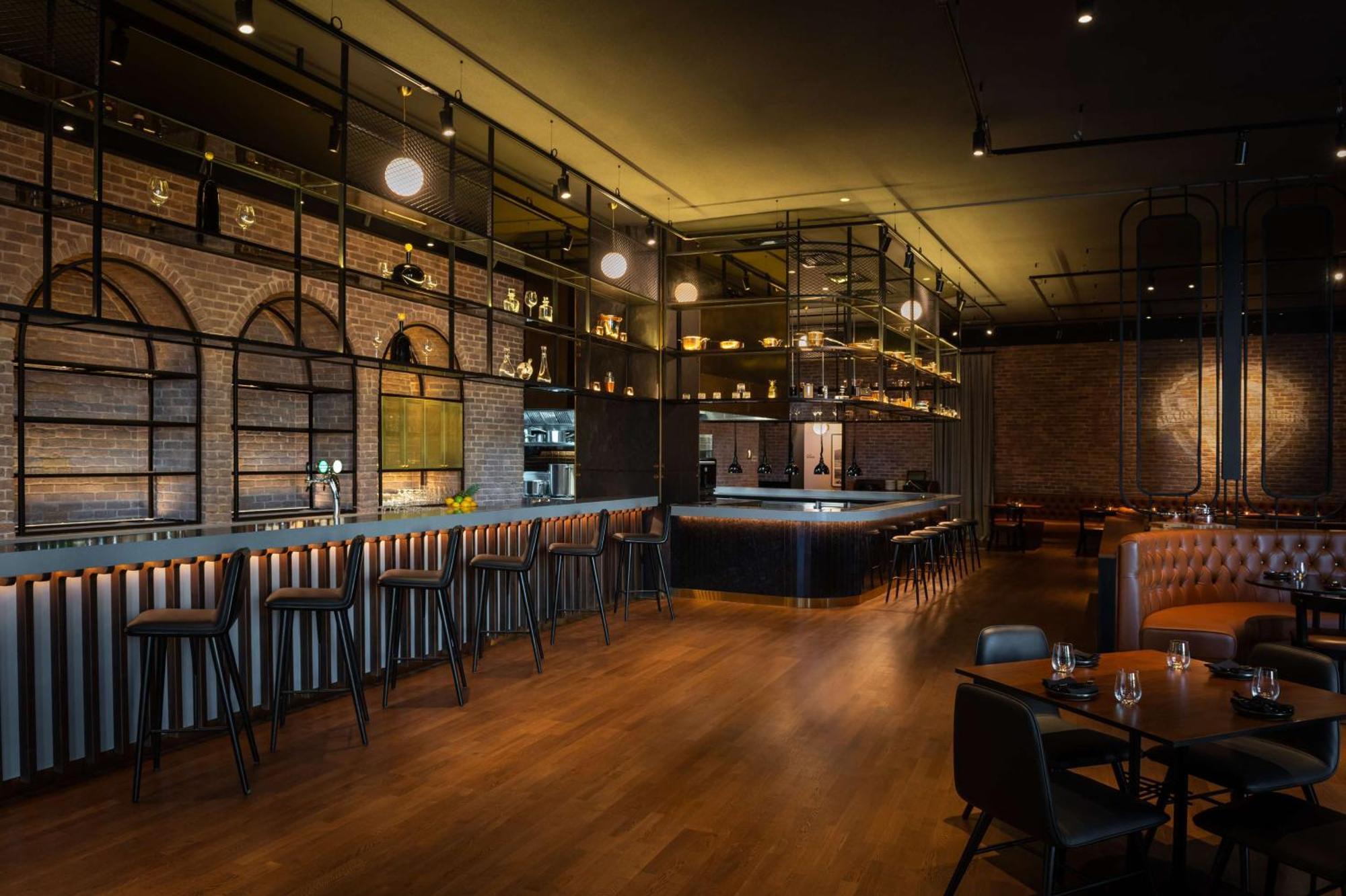 Hotel The Wb Abu Dhabi, Curio Collection By Hilton Exterior foto The interior of the restaurant